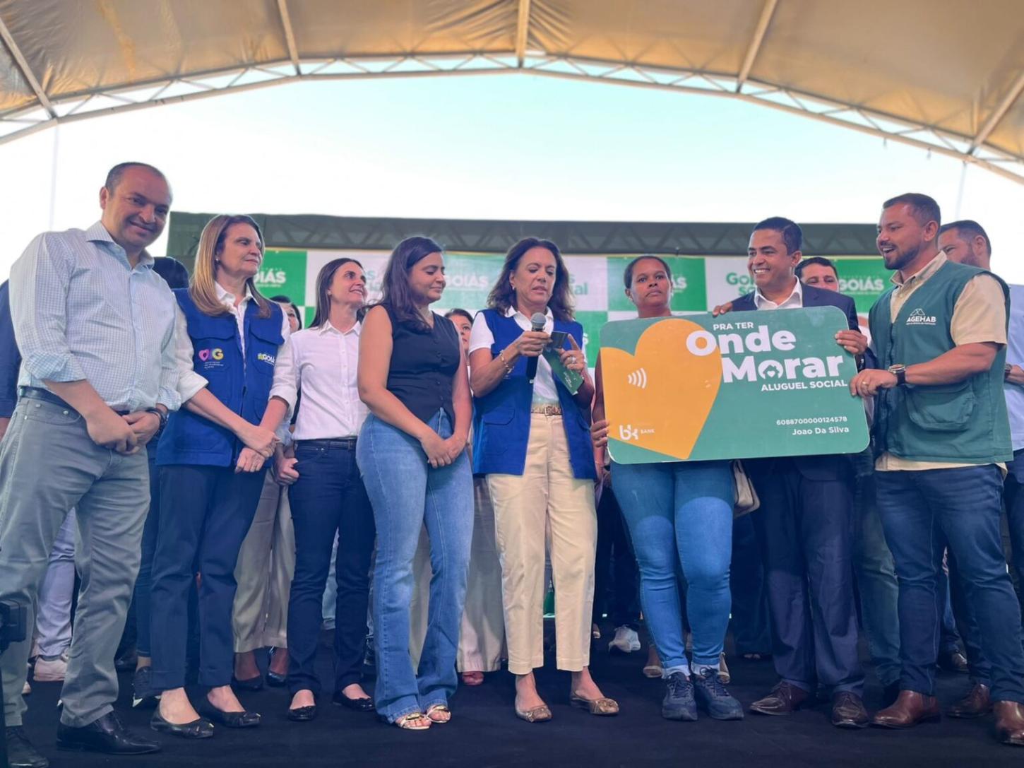 Padre Bernardo celebra 61 anos com festa, serviços e cidadania