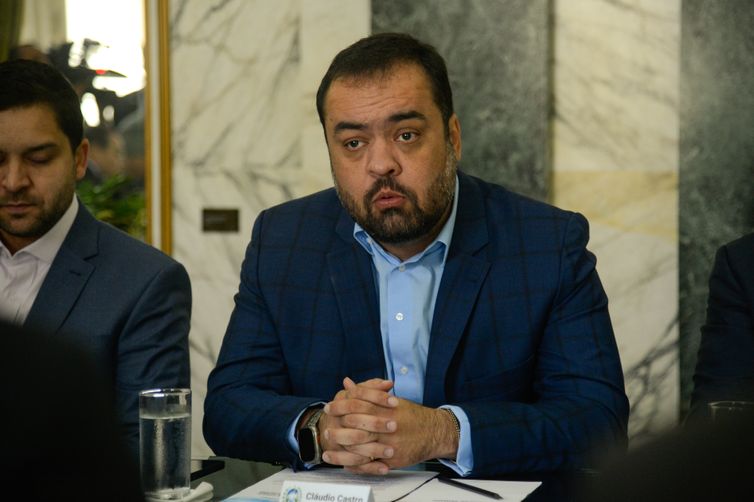 “Qualquer ajuda do governo federal será bem-vinda”, diz Castro