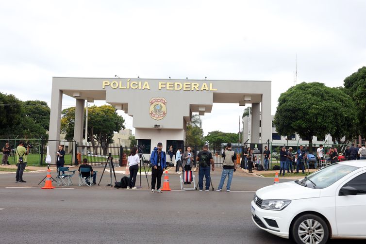 Advogado afirma que recorrerá da decisão que prendeu Bolsonaro