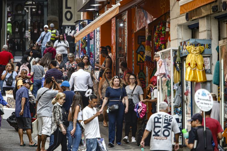 Dez estados e o DF têm menor desemprego no país, revela o IBGE