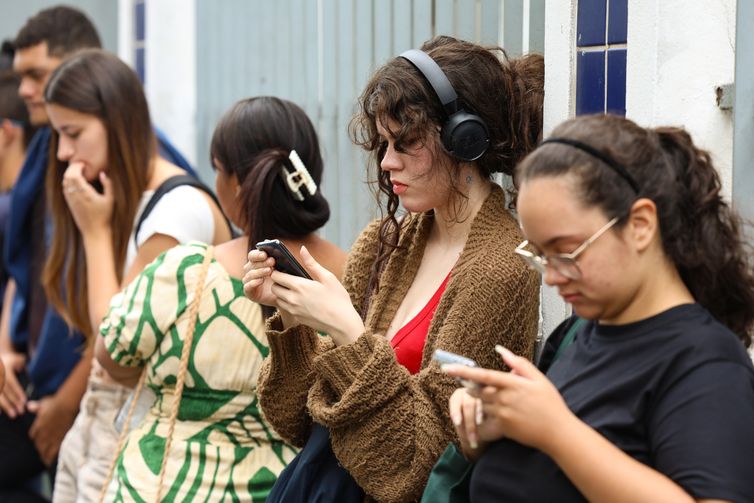 Enem 2025: prazo para solicitar reaplicação de prova termina hoje