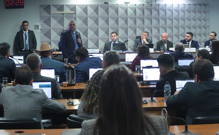 CPMI do INSS convoca dono do Banco Master e governador Zema