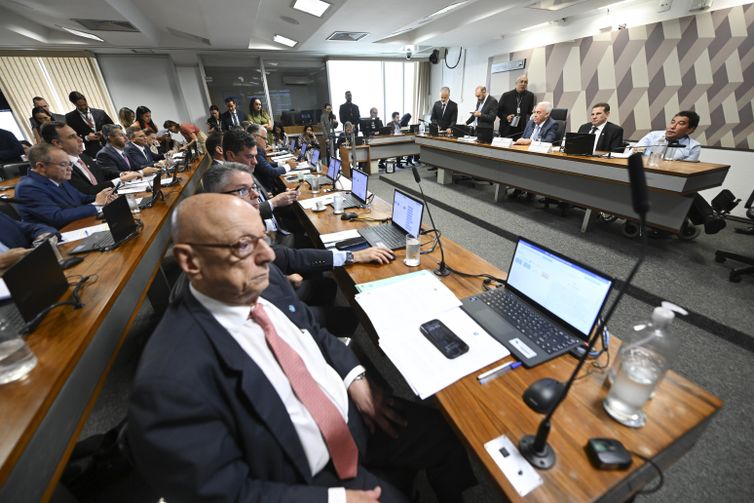 PL da Dosimetria: CCJ reduz para quatro horas prazo de pedido de vista
