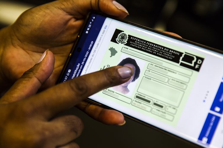 Ministro anuncia renovações automáticas de CNH para bons motoristas