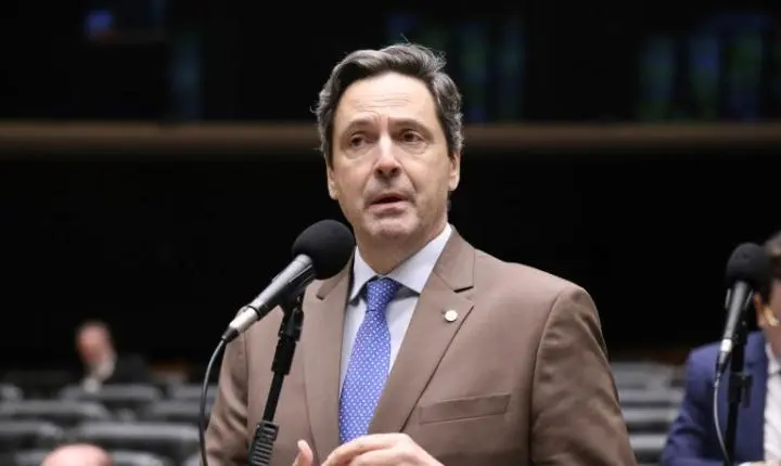 Comissão aprova proposta que proíbe entrada no país de veículos ligados a criminosos