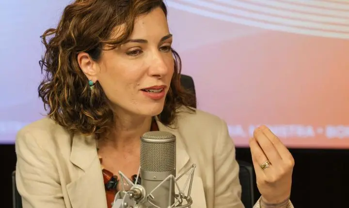 Mulheres agregam diversidade na mesa do trabalhador, diz ministra