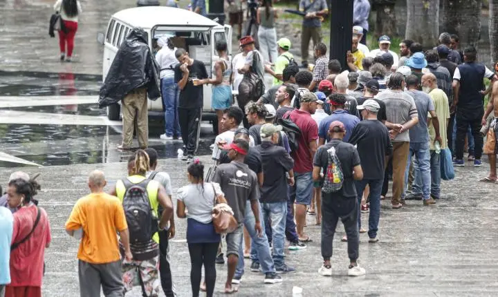 População em situação de rua passa de 388 mil em maio; SP lidera